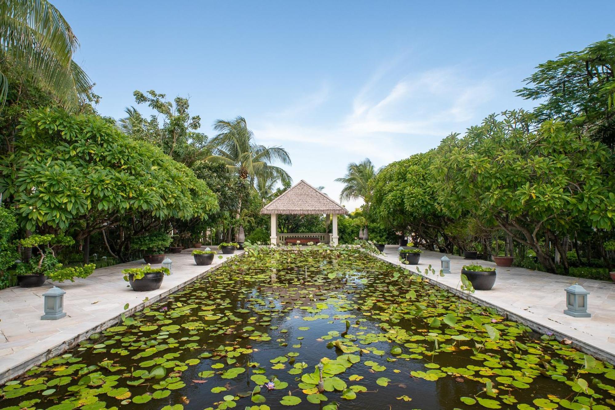 Allezboo Beach Resort & Spa Mui Ne Bagian luar foto